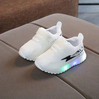 Kids shoes with lights