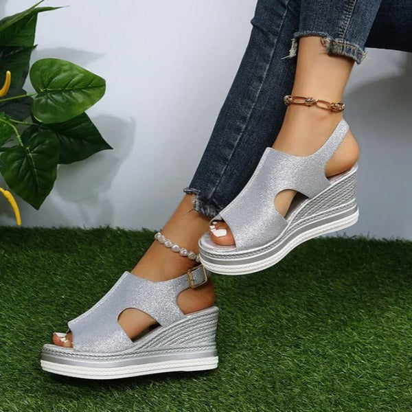 Orthopedic sandals for women